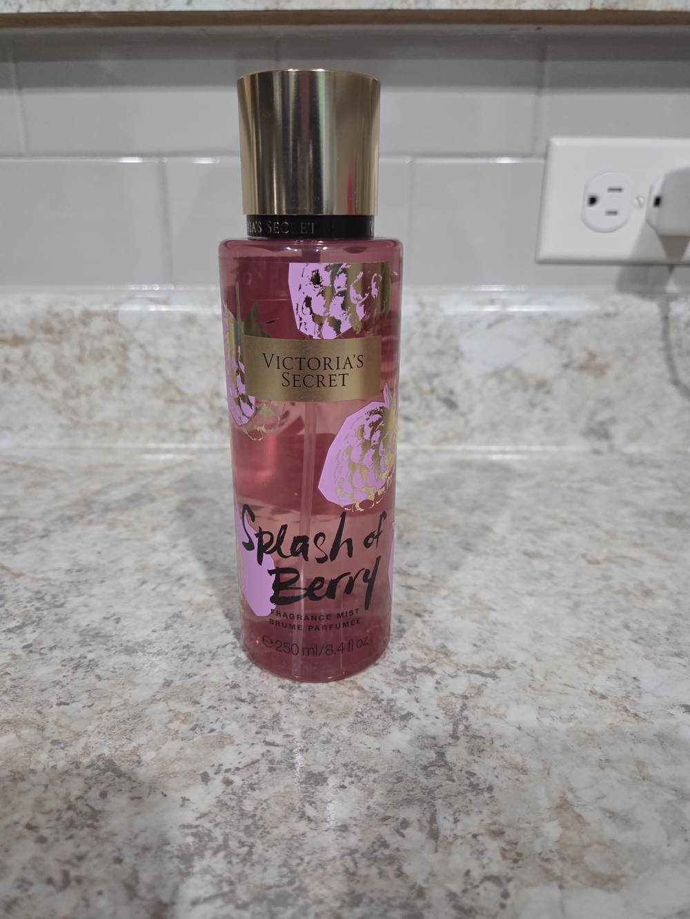 Victoria's Secret Splash of Berry Fragrance Mist